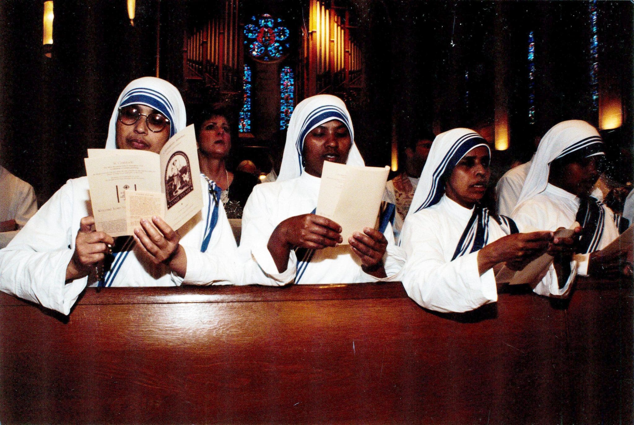 Missionaries of Charity from the Gift of Grace House at the Eucharistic Renewal [See Georgia Bulletin: July 20, 2000]