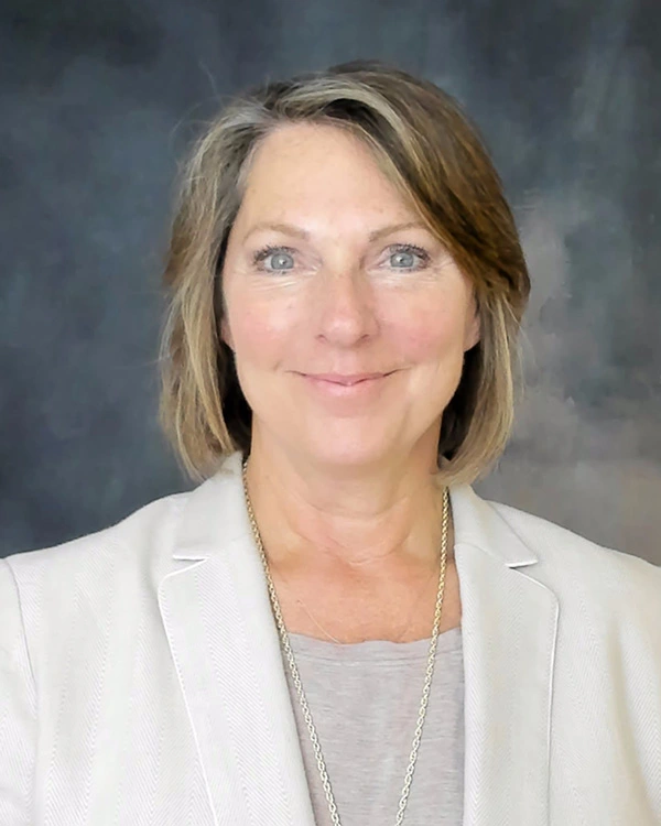Photo of  Jennifer  Bracewell
