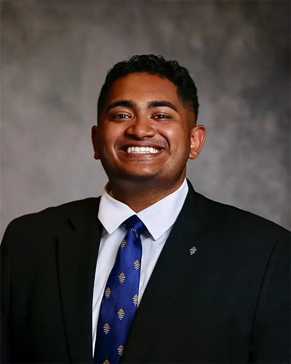 Austin Thomas headshot